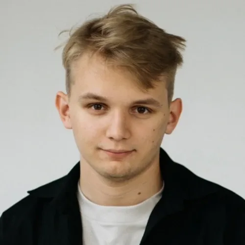 Кирилл Мазур