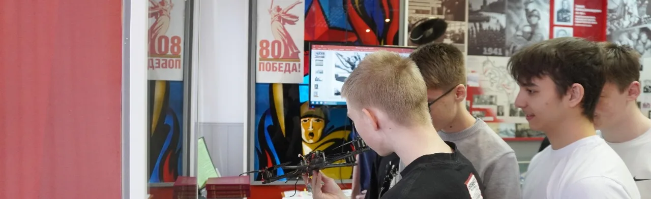 Экскурсия по залу Воинской Славы