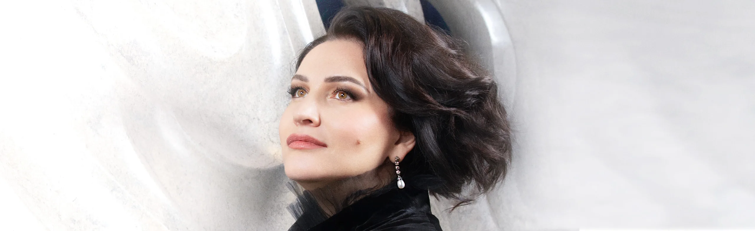 Хибла Герзмава (сопрано), Большой джазовый оркестр п\у П. Востокова