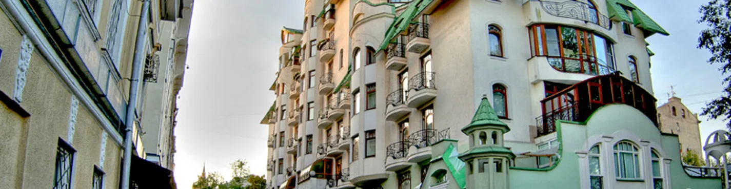 Экскурсия по проходным дворам Москвы