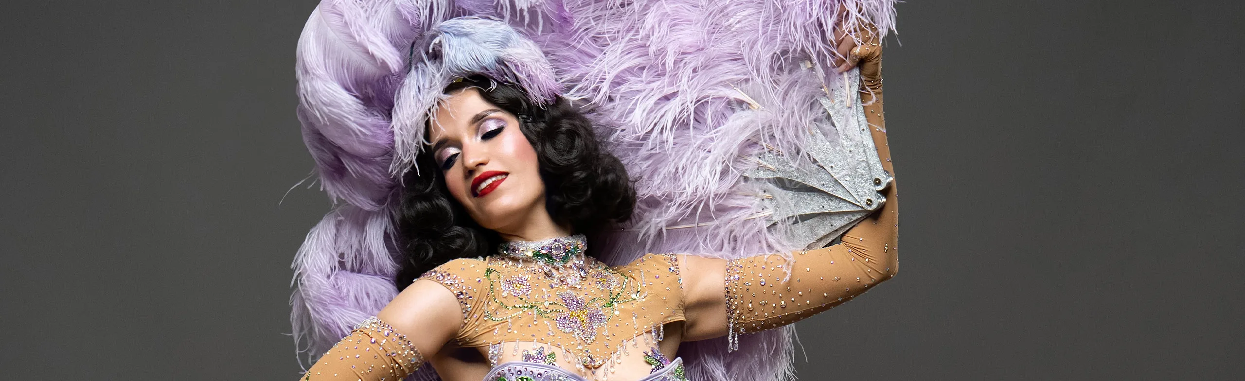 Ladies of Burlesque - гала-шоу в музыкальном клубе . Halloween Edition