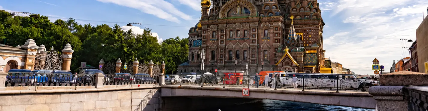 «По водному сердцу города» — уникальный маршрут на 11-местном катере
