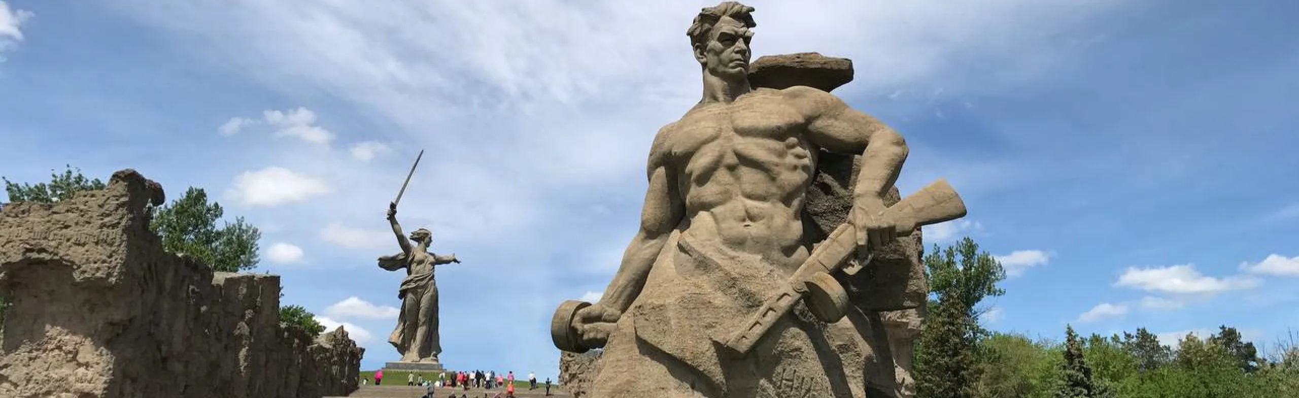 Мамаев Курган, где время замерло. Групповая экскурсия