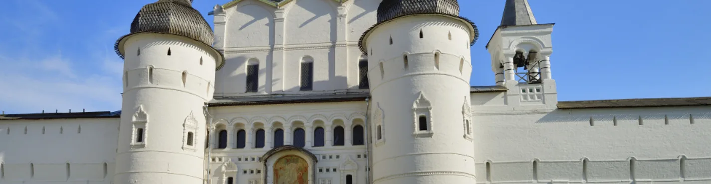 По следам Ивана Васильевича: экскурсия в Ростов Великий